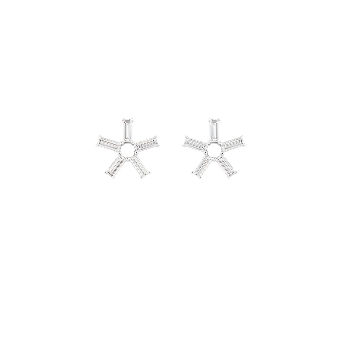 LIGHT/BEAM stud earrings in platinum 950, diamonds