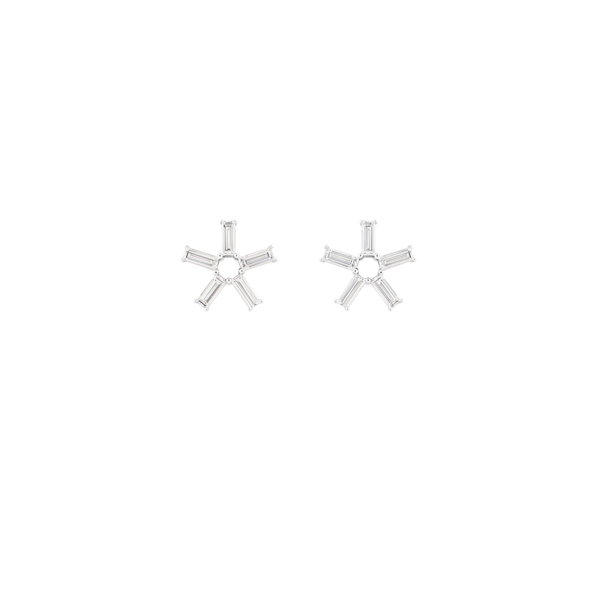 LIGHT/BEAM stud earrings in platinum 950, diamonds