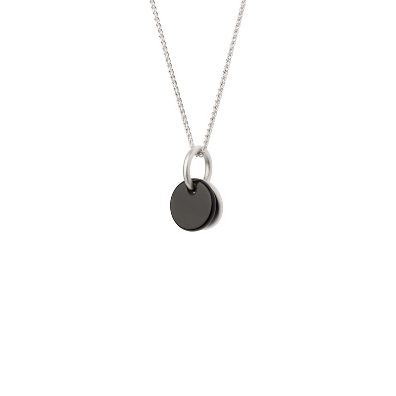BAU pendant in sterling silver, onyx