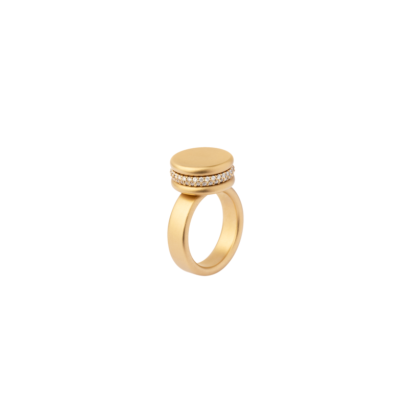 BAU ring in 18k yellow gold, diamonds