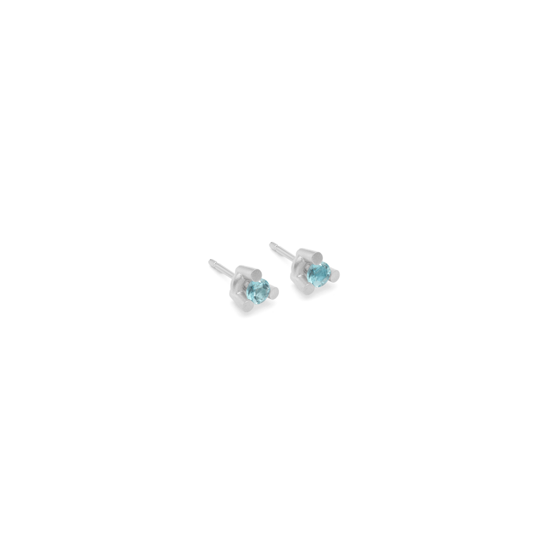 TRIN stud earrings in platinum 950, aquamarines