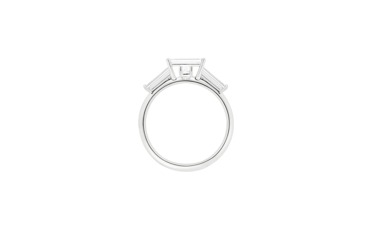 LIGHT/BEAM ring in platinum 950, diamonds